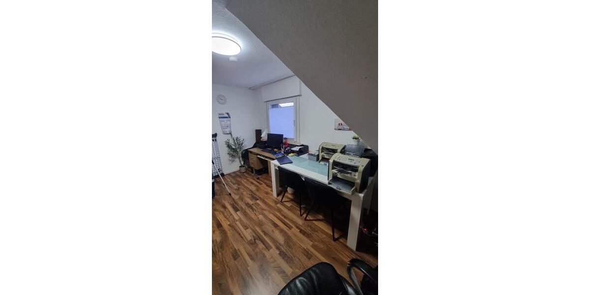 3 Zimmer Dachgeschoss Wohnung 3 zimmer