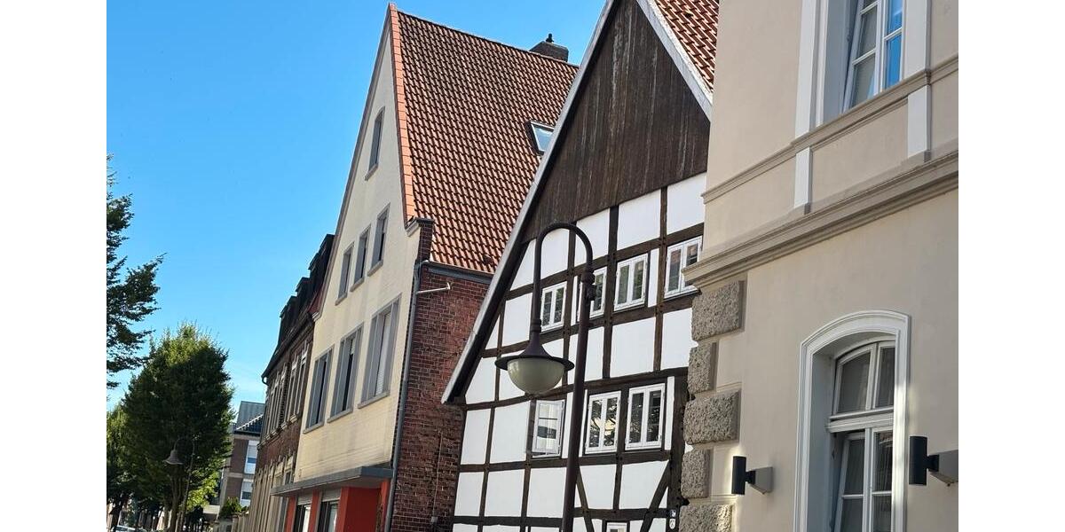 Erstbezug: Renovierte Altbauwohnung im Herzen Beckums 4 zimmer