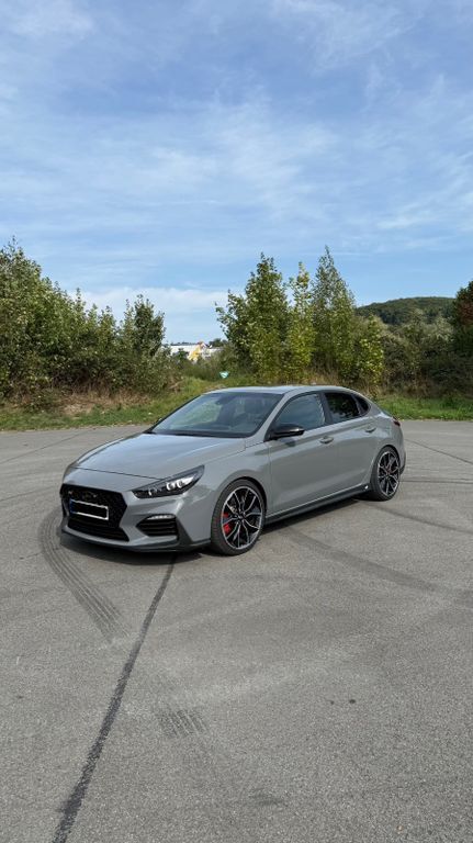 i30
