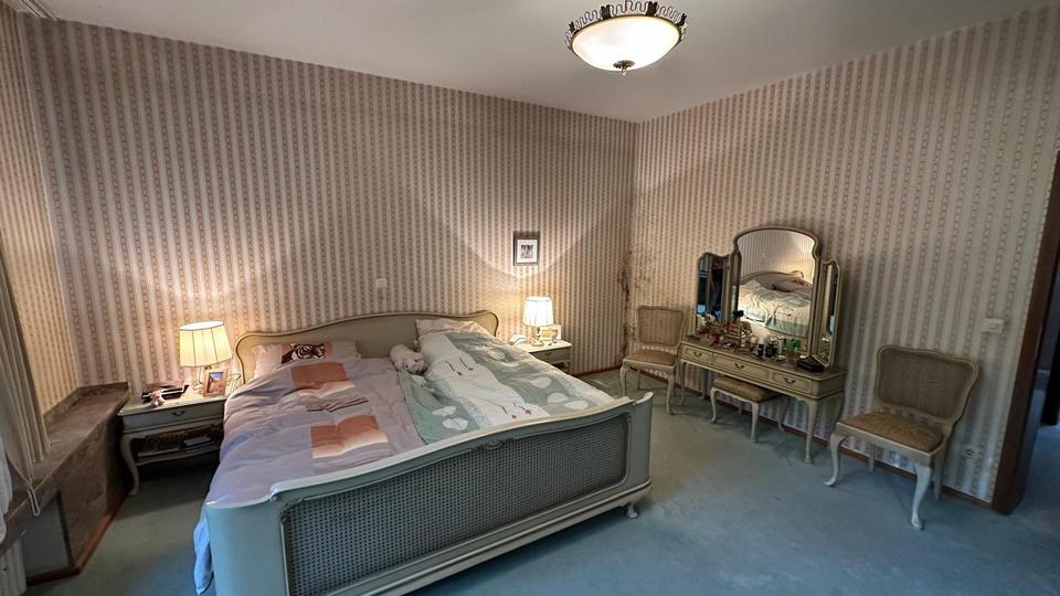 Bungalow Lünen Alstedde - 7 Zimmer, 220 m&sup2;, 525.000&euro; | Angebot:23863072