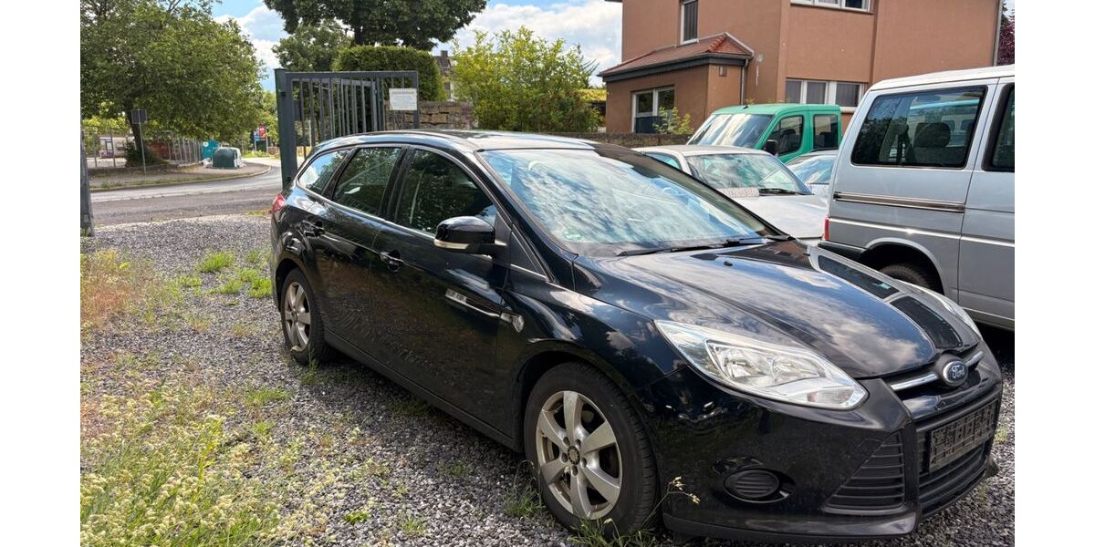 Ford Focus 198.000 km 3.300 &euro; Werl 59457