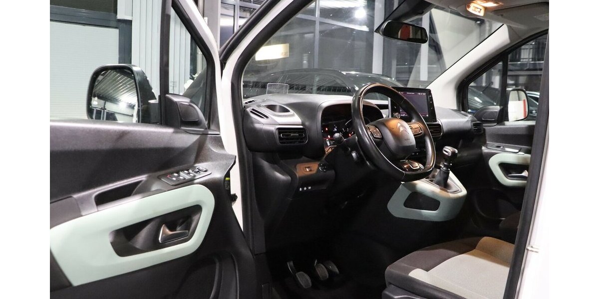 Citroen Berlingo 130 BLUE-HDI SHINE-XL 5-SITZER, 1.HAND 148.000 km 14.991 &euro; Hamm 59077