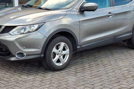 Nissan Qashqai 90.865 km 12.450 € Hamm 59067