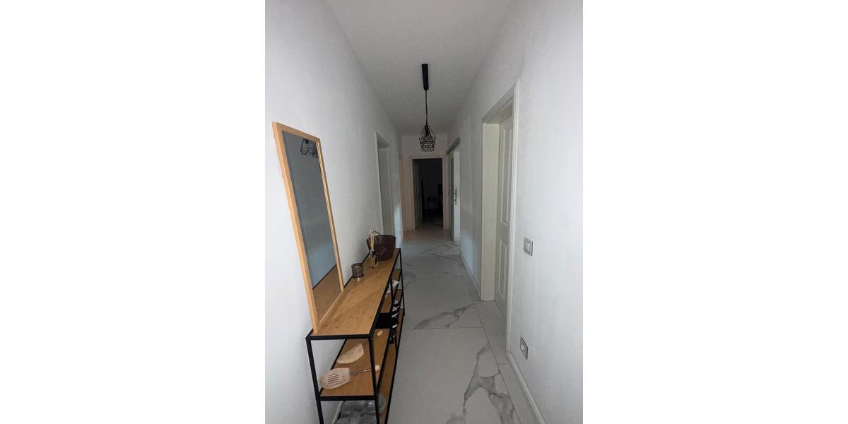 Etagenwohnung Bergkamen - 3 Zimmer, 81 m&sup2;, 140.000&euro; | Angebot:27146048