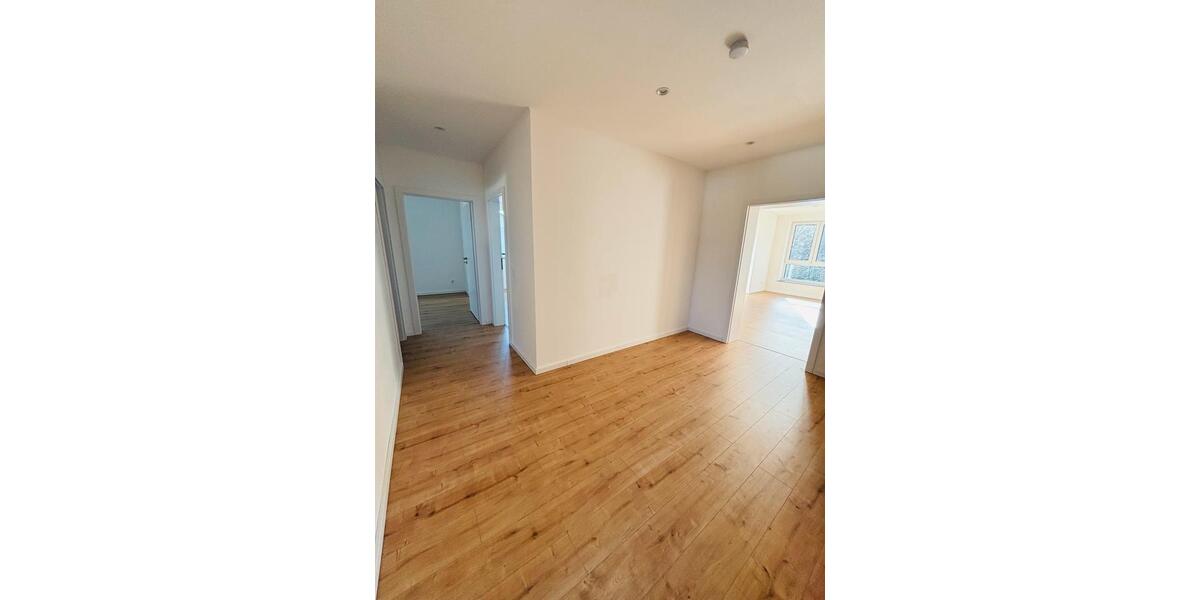 Etagenwohnung Bad Sassendorf - 3 Zimmer, 102 m&sup2;, 980&euro; | Angebot:25292922