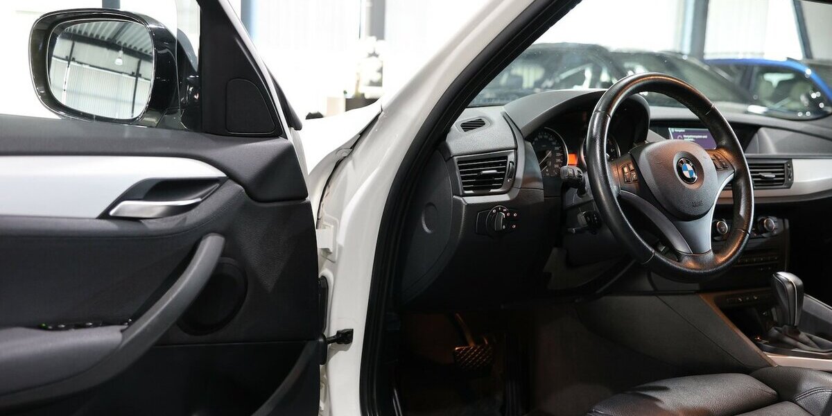 BMW X1 xDrive 25i BUSINESS SPORT SHADOW / PANORAMA / 115.000 km 12.555 &euro; Hamm 59077
