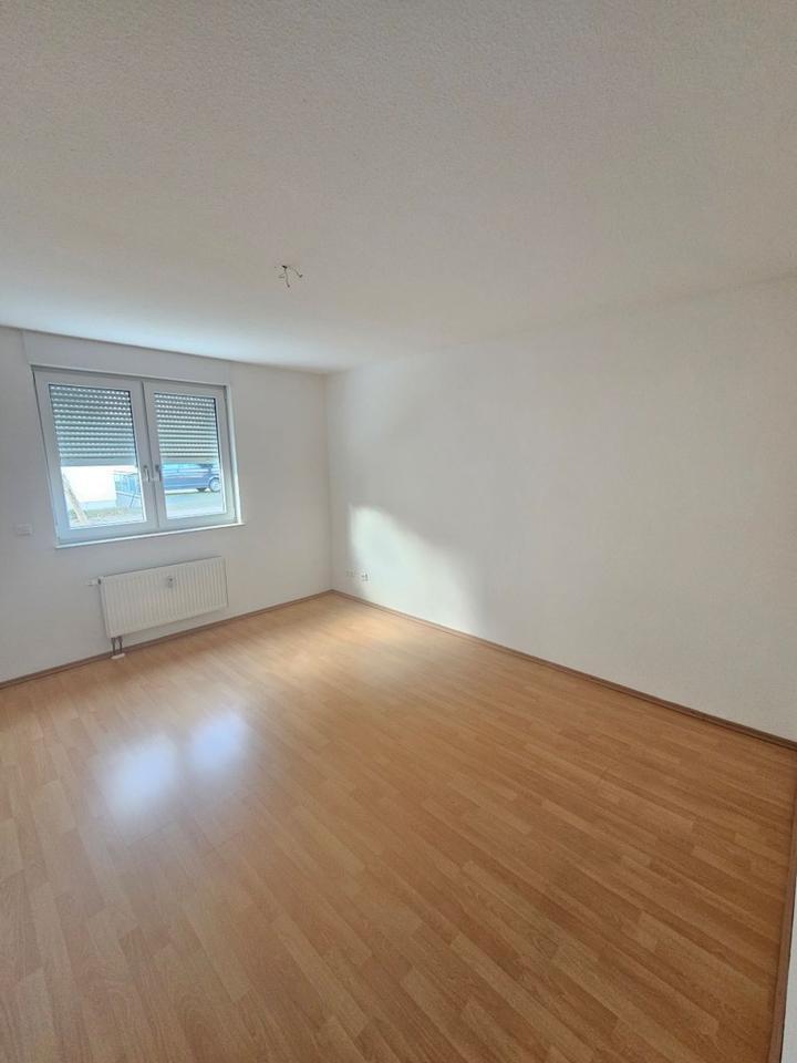 3 Zimmer-Wohnung 82 qm EG nähe Musikschule ab 01.01.2026 zimmer