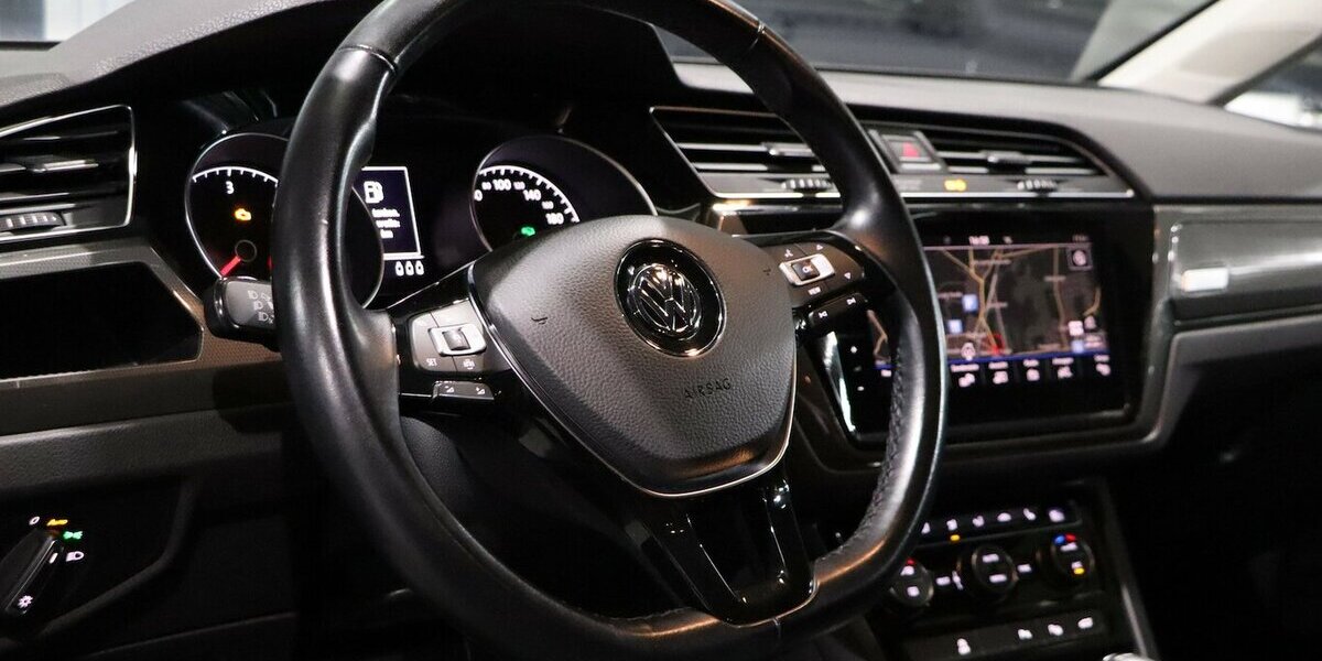 VW Touran 1.6 TDI DSG JOIN FAMILY LED,ACC+LANE+SIDE 83.000 km 19.555 &euro; Hamm 59077