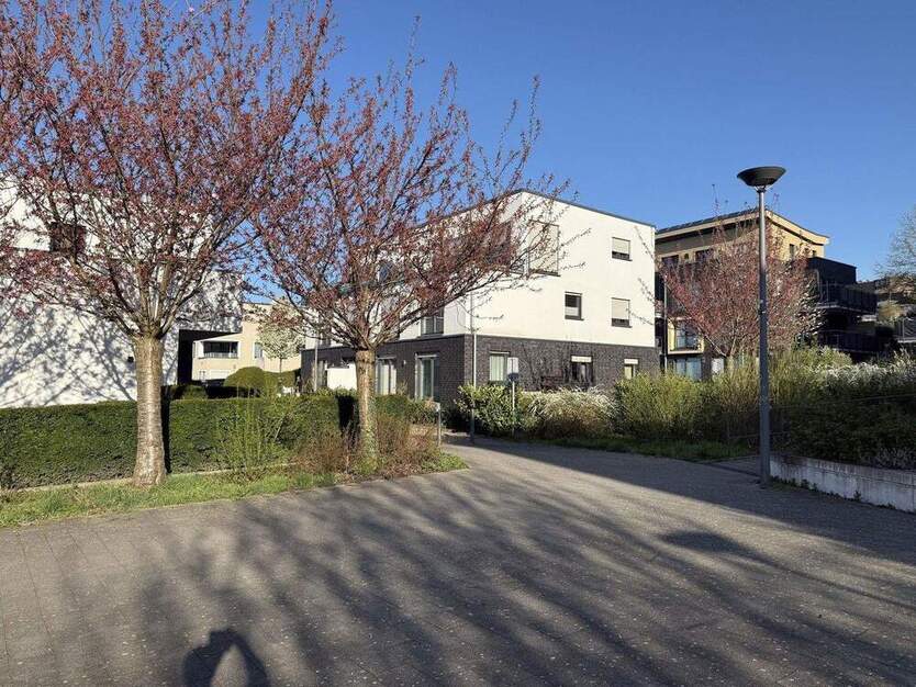***Seeblick***Gartenanteil***Tiefgarage***Phönixsee*** 2 zimmer