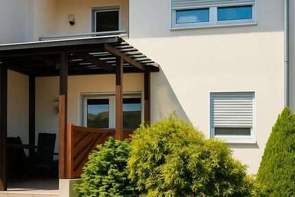 Haus zum Kaufen in Menden (Sauerland) 385.000 € 206 m² 7 zimmer