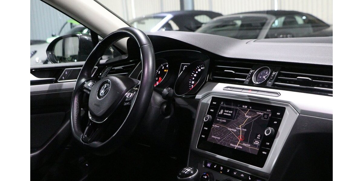 VW Passat 1.4 TSI Comfortline NAVI-DM+APPLE+ANDROID 159.000 km 13.111 &euro; Hamm 59077