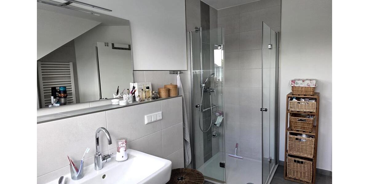 Dachgeschoßwohnung Beckum - 2 Zimmer, 83 m&sup2;, 850&euro; | Angebot:26132166