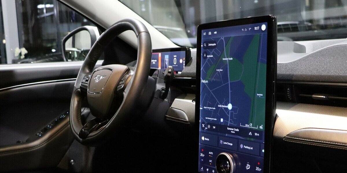 Ford Mustang Mach-E VIRTUAL+360°+NAVI+ / AHK 50.000 km 25.999 &euro; Hamm 59077