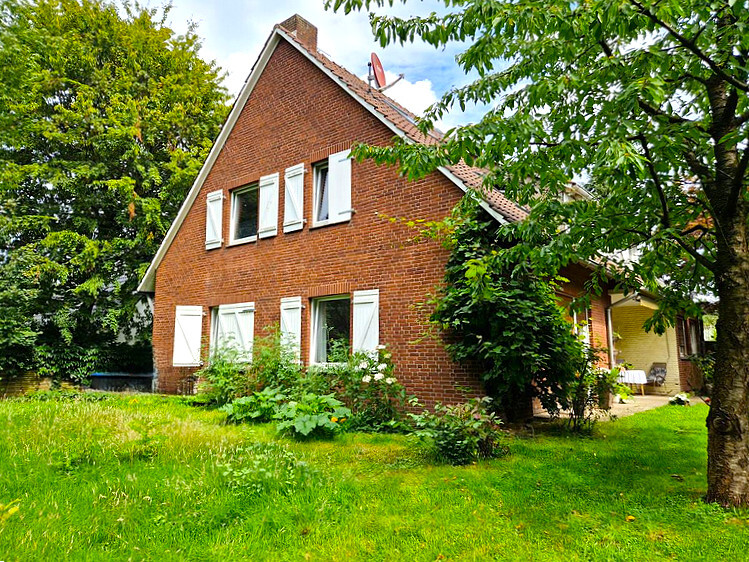 Charmantes 3-Familienhaus – St. Mauritz! 9 zimmer