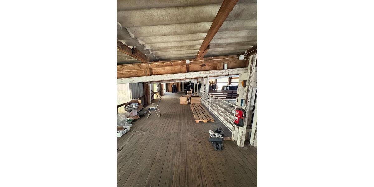 Großzügige Lagerfläche im 1 OG in Waltrop zimmer