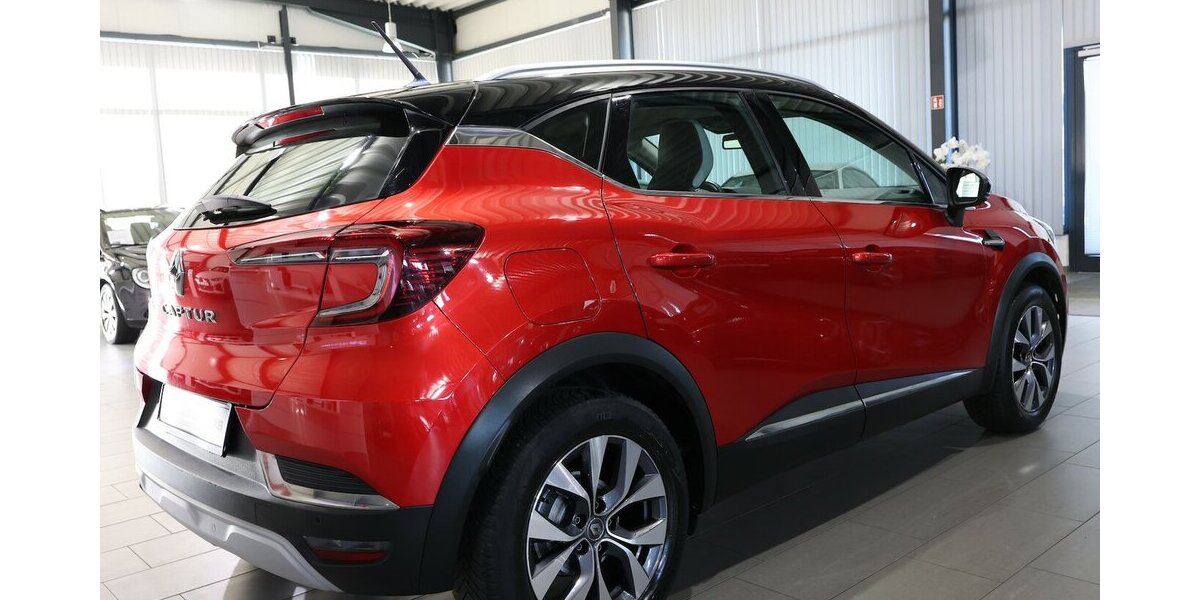 Renault Captur 130 TCE INTENS RED & BLACK / LED / AHK 83.000 km 14.777 &euro; Hamm 59077