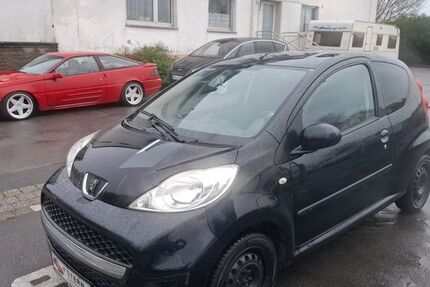 Peugeot 107 125.000 km 2.490 &euro; Hamm 59067