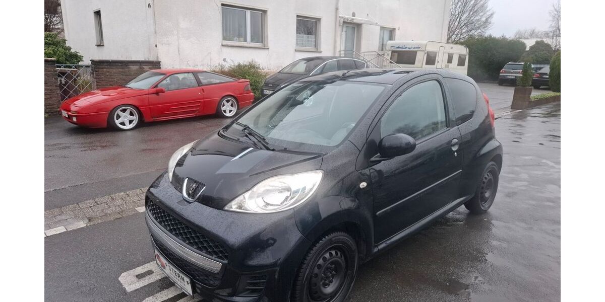Peugeot 107 125.000 km 2.490 &euro; Hamm 59067