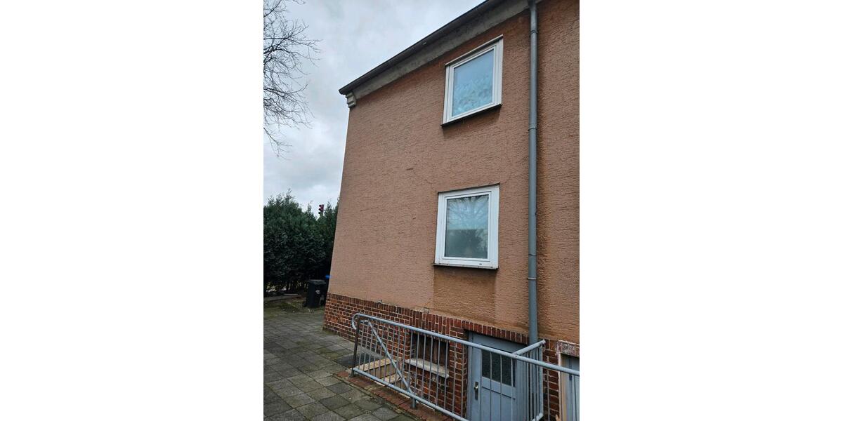 Reihenhaus Hamm Heessen - 4 Zimmer, 100 m&sup2;, 200.000&euro; | Angebot:26301752