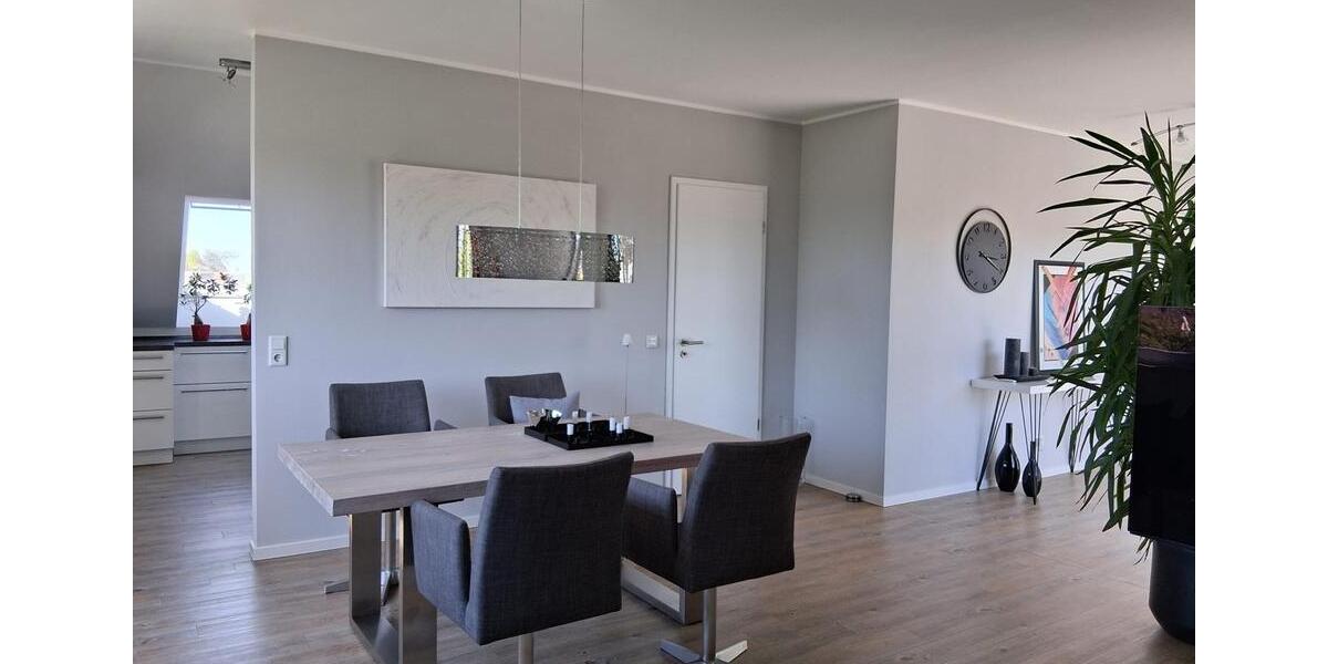 Dachgeschoßwohnung Ahlen - 5 Zimmer, 110 m&sup2;, 1.080&euro; | Angebot:26364783