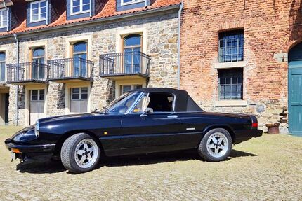 Alfa Romeo Spider 125.000 km 18.500 &euro; Wickede 58739