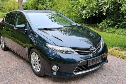 Toyota Auris 66.700 km 7.990 &euro; Beckum 59269