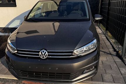 VW Touran 131.000 km 11.999 &euro; Soest 59494