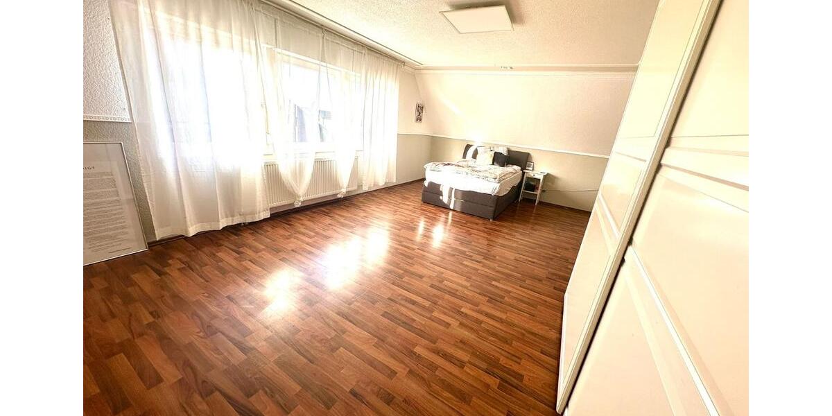 Einfamilienhaus Hamm Herringen - 7 Zimmer, 200 m&sup2;, 460.000&euro; | Angebot:27083284