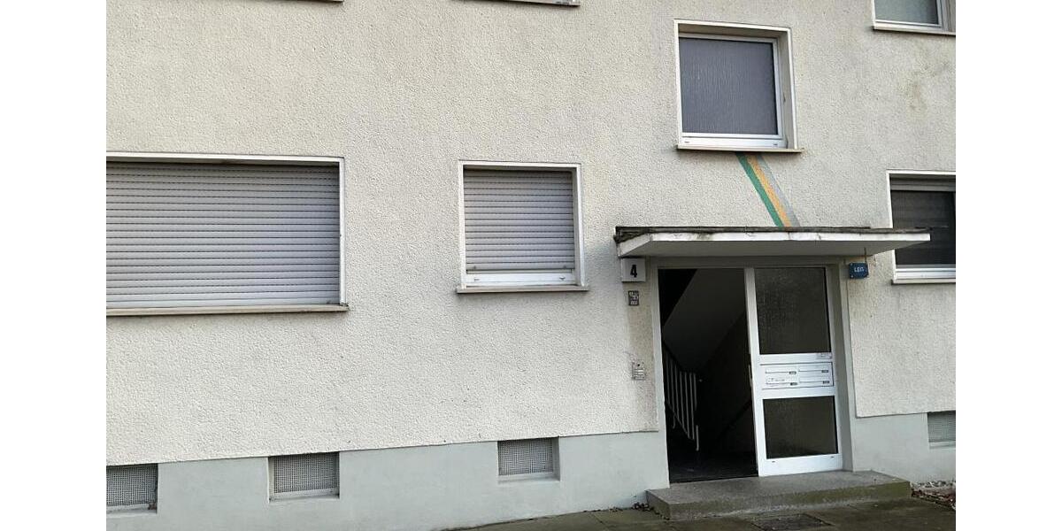 Renovierte 2-Zimmer-Wohnung zum sofortigen Einzug... 2 zimmer