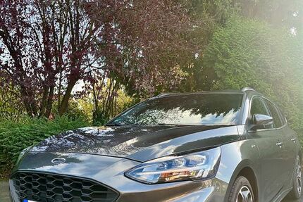 Ford Focus 63.360 km 15.800 &euro; Kamen 59174