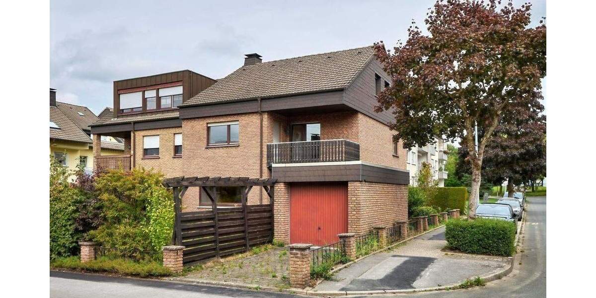 Doppelhaushälfte mit viel Platz in Menden Platte Heide 7 zimmer