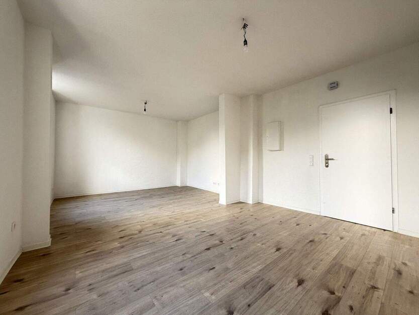 1,5-Zimmer Erdgeschoss Wohnung - Erstbezug nach Sanierung 1 zimmer