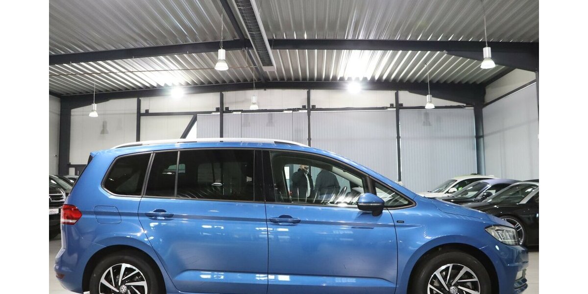 VW Touran 1.6 TDI DSG JOIN FAMILY LED,ACC+LANE+SIDE 83.000 km 19.555 &euro; Hamm 59077