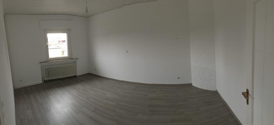 4 Zi. Eigentumswohnung mit Ausbaupotenzial 4 zimmer