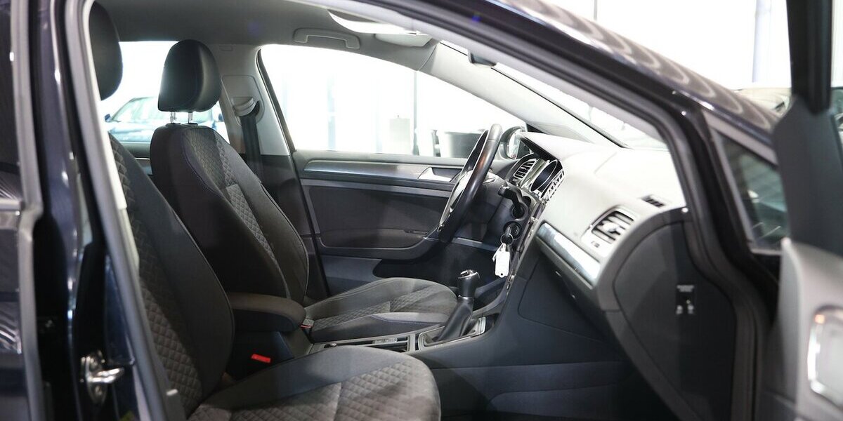 VW Golf VII 1.5 TSI BMT JOIN SPORT / STANDHEIZUNG 117.000 km 14.777 &euro; Hamm 59077