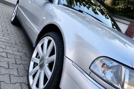 Audi A8 173.000 km 7.000 &euro; HAMM 59067