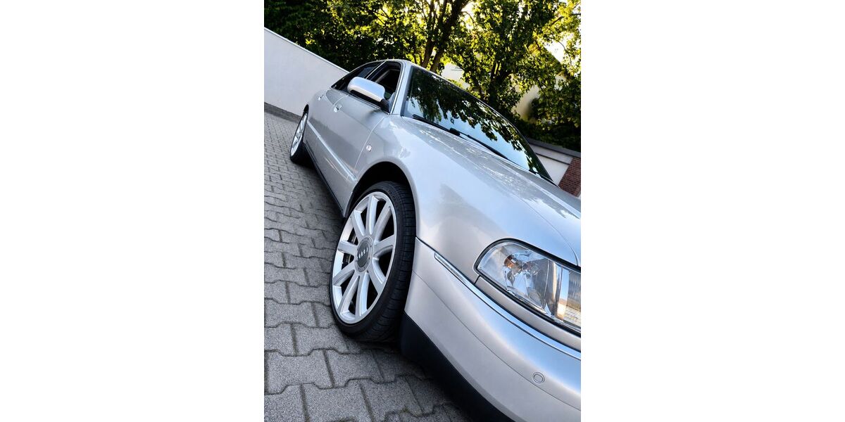 Audi A8 173.000 km 7.000 &euro; HAMM 59067