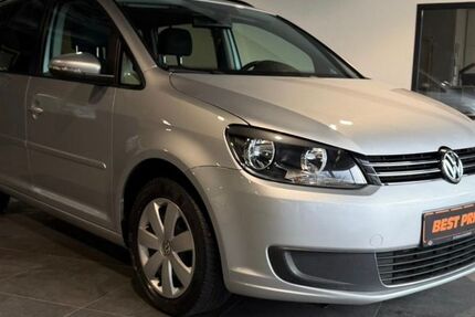 VW Touran 163.000 km 8.890 &euro; Unna 59425