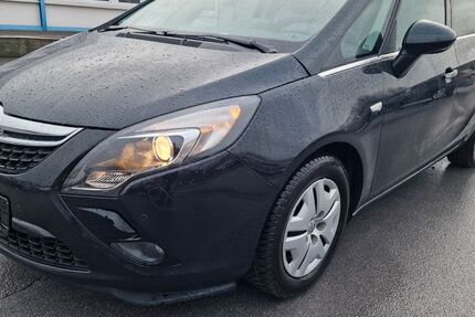 Opel Zafira Tourer 124.676 km 5.990 &euro; Soest 59494