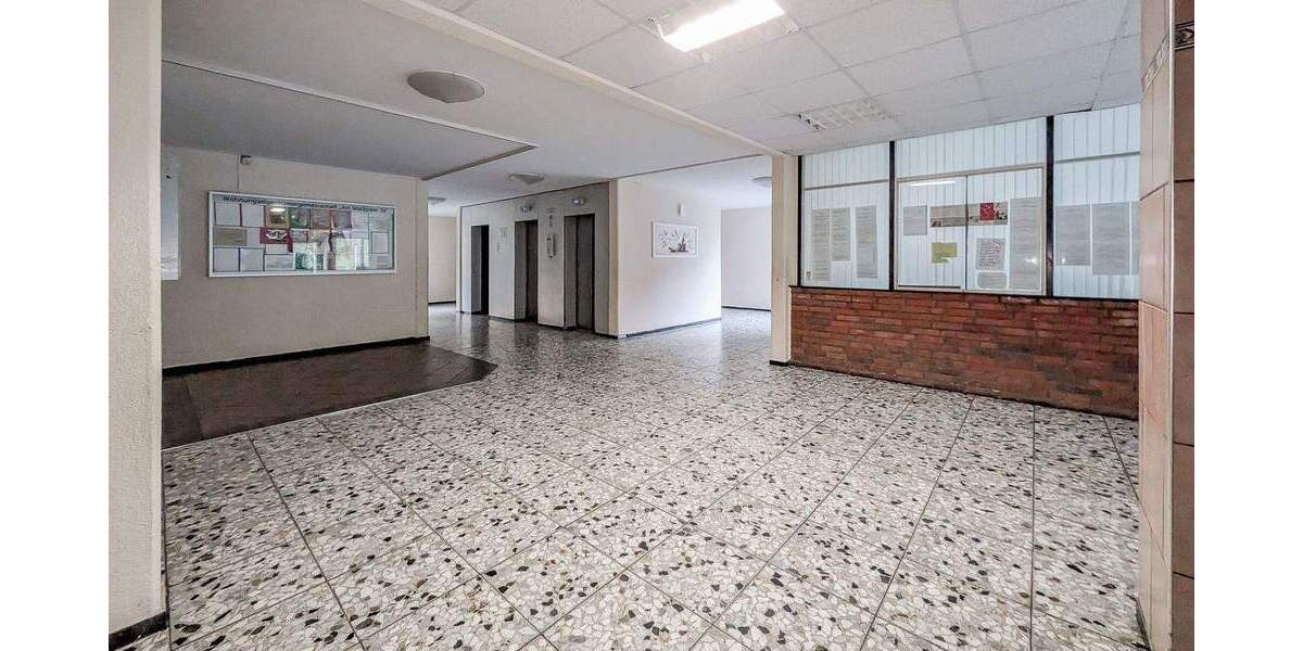 5,5 Zimmer - Balkon - Aufzug - Stellplatz - vermietet 5 zimmer