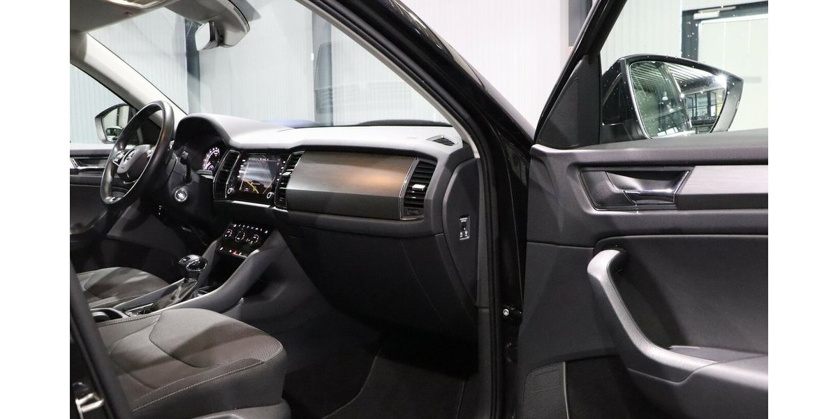 Skoda Kodiaq 2.0 TDI DSG BUSINESS AMBITION / NAVI+ 140.000 km 21.331 &euro; Hamm 59077