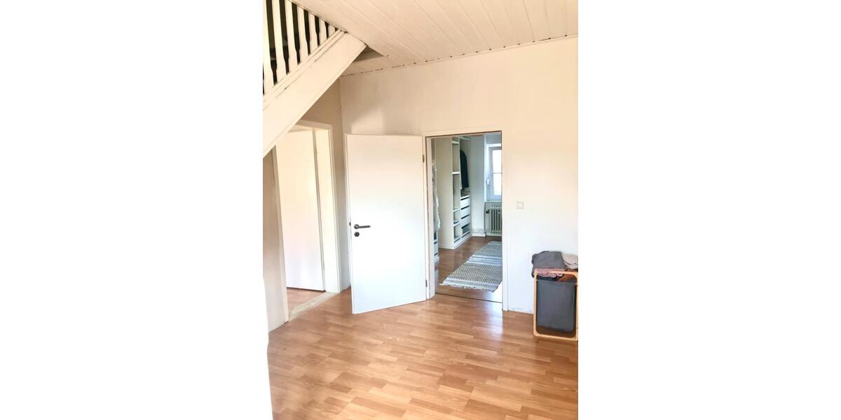 Wie ein Haus: Wohnung, Dachterrasse Balkon Garten Garage Bestlage 6.5 zimmer