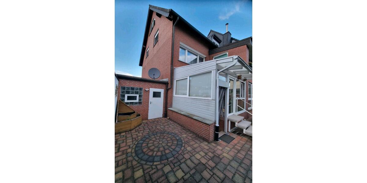 Reihenhaus Hamm Herringen - 8 Zimmer, 195 m&sup2;, 395.000&euro; | Angebot:25106081