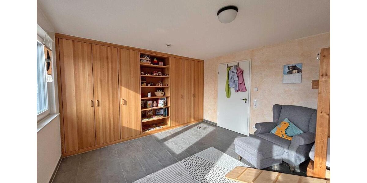 Effizient wohnen, stilvoll leben – Neubau-Doppelhaushälfte (KfW 40) mit Carportstellplatz an der Eschenallee [Z-04470] 4 zimmer