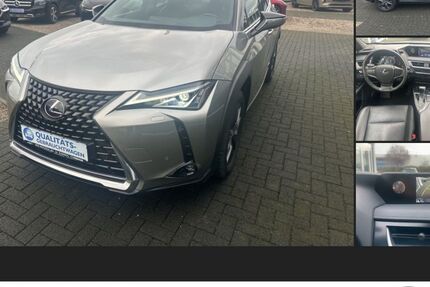 Lexus UX 62.000 km 21.990 &euro; Kamen 59174