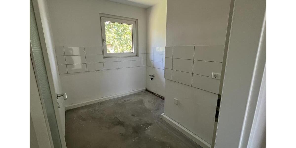 Bei VIVAWEST die Sonnenstrahlen auf dem eigenen Balkon genießen. 3.5 zimmer