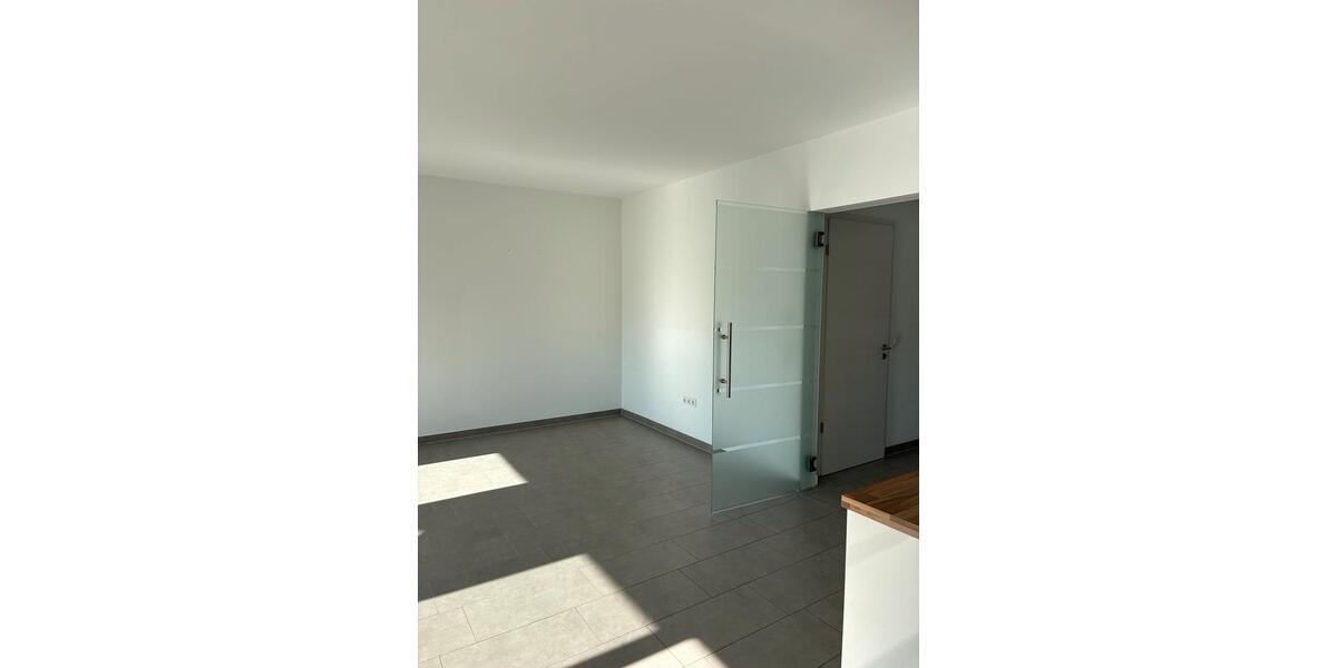 Etagenwohnung Werne - 2 Zimmer, 75 m&sup2;, 1.400&euro; | Angebot:26262440