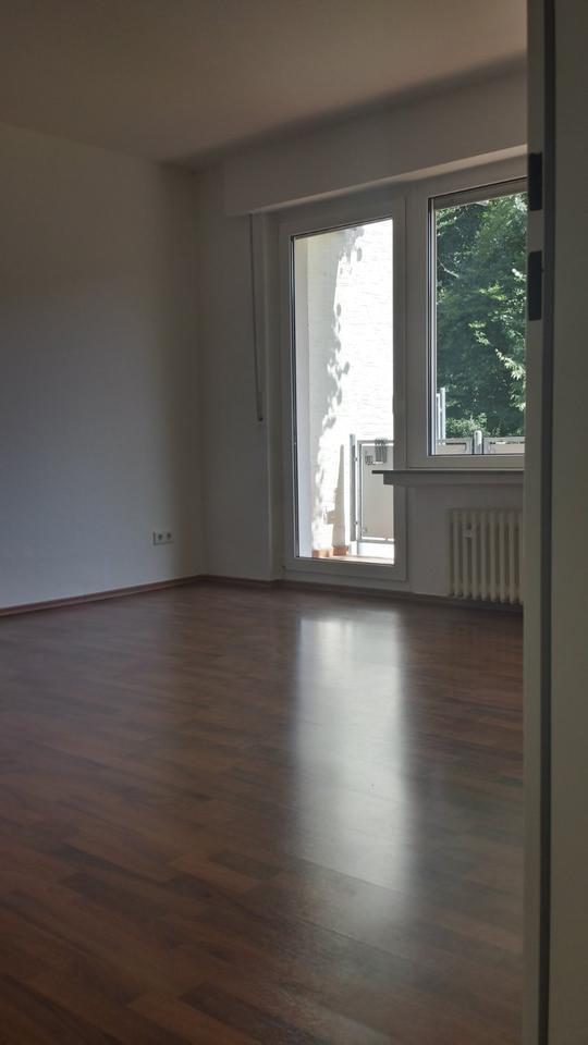 3 Zimmer Wohnung im Erdgeschoss zimmer