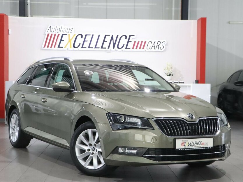 Superb Combi 1.6 TDI STYLE PREMIUM / XENON,LEDER