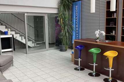 Büro in Stuttgart 2.200 € 200 m²